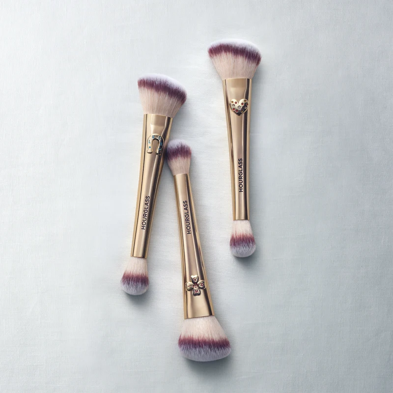 Hourglass double-ended brushes