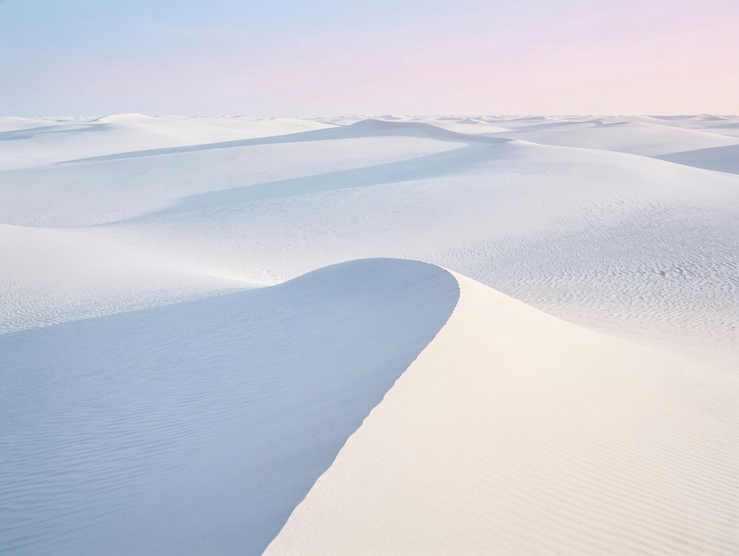 Serene Desert Dunes