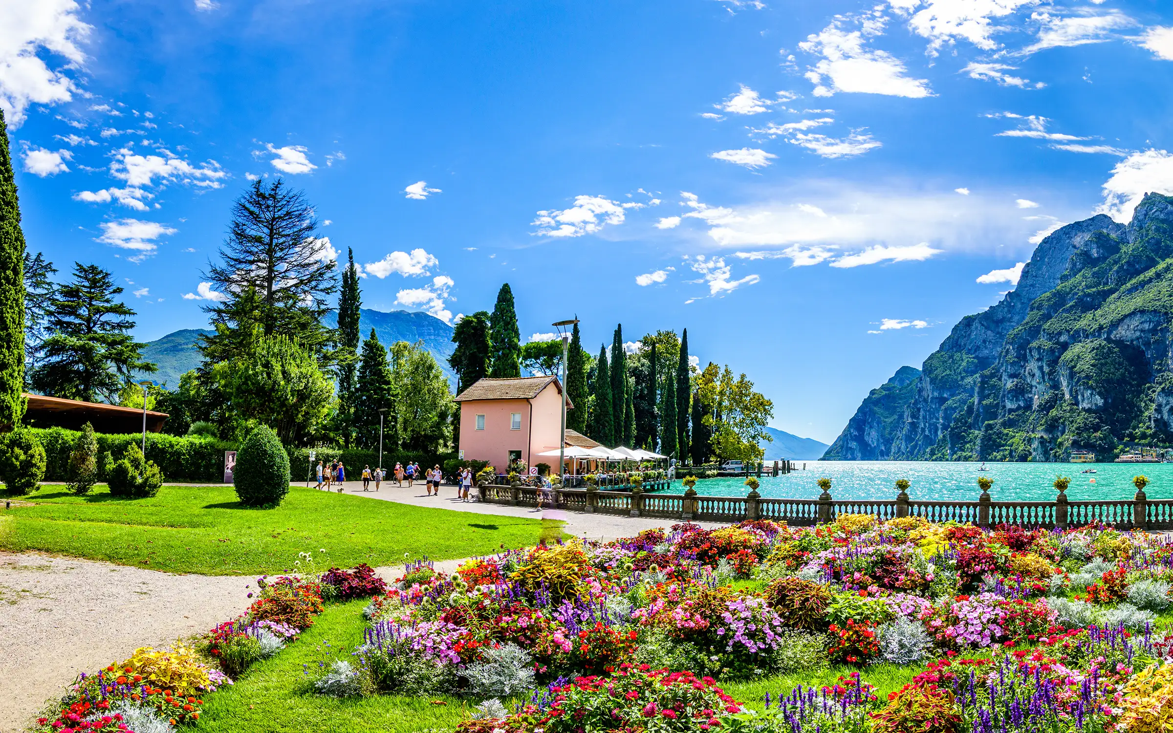 Byen Riva del Garda ved Gardasjøen - med Expa Travel