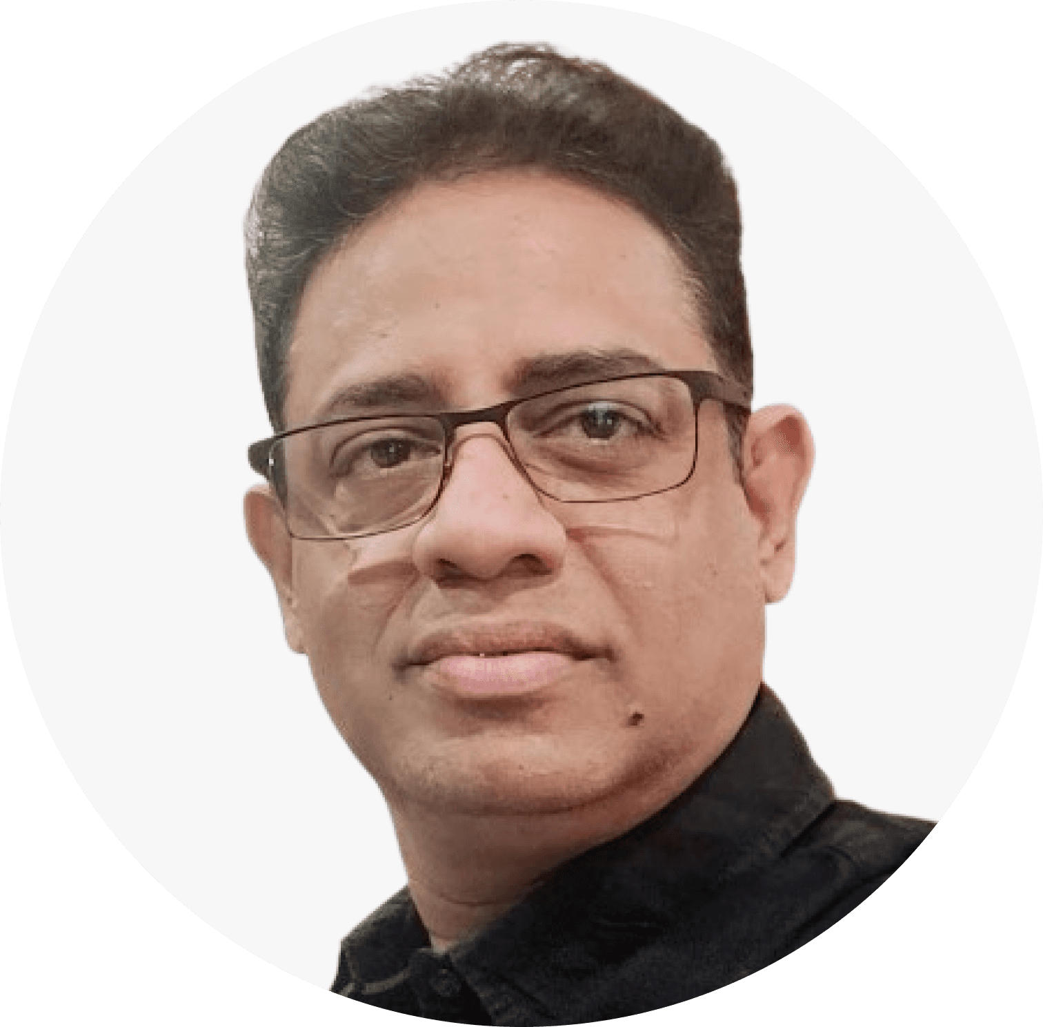 Founder and business strategist at Paul & Martin Consulting Group specializing in AI-driven analytics and enterprise transformation.