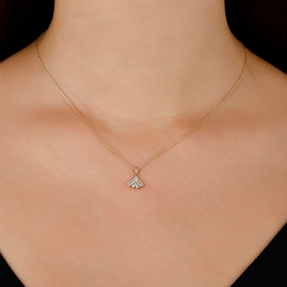 Assos Pırlanta Baget Taşlı 14 Ayar Altın Kolye Modeli