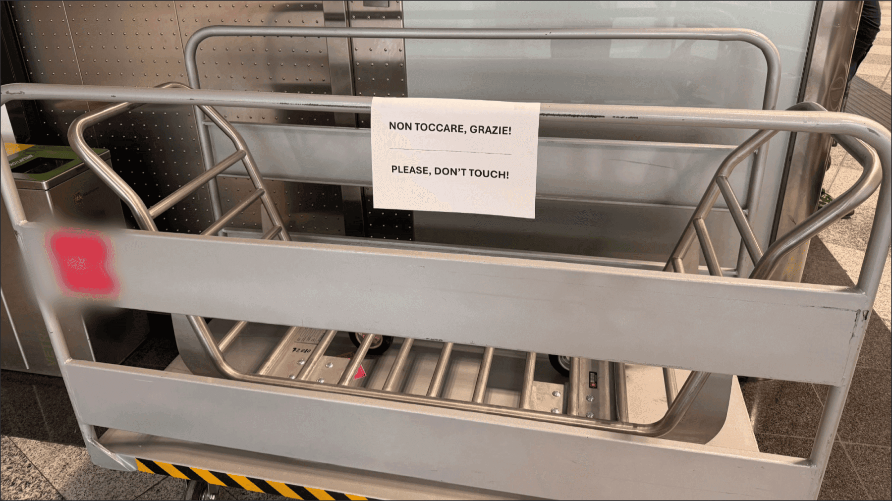 Cart: please don't touch