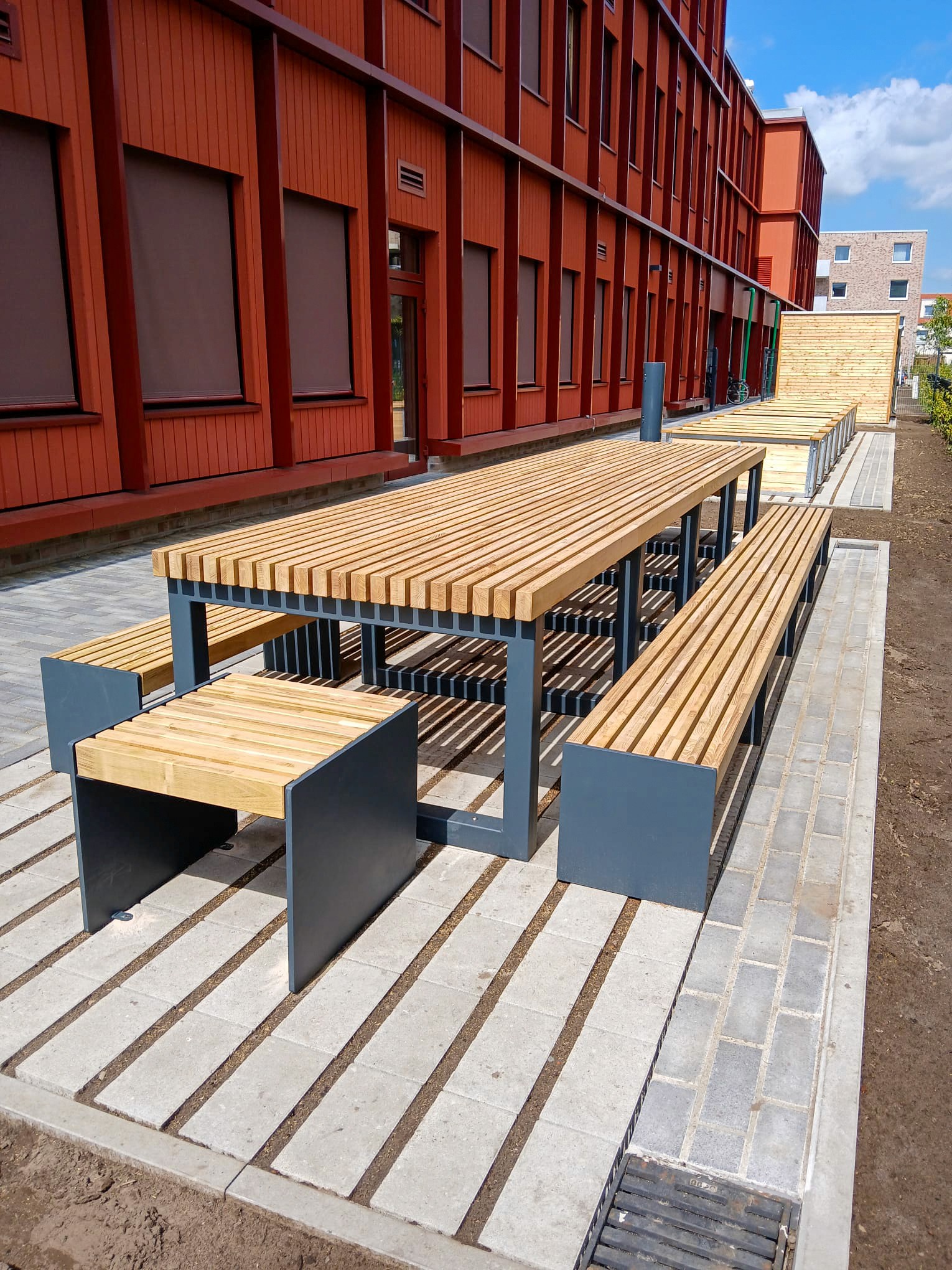 Sitzgarnitur aus Robinienholz