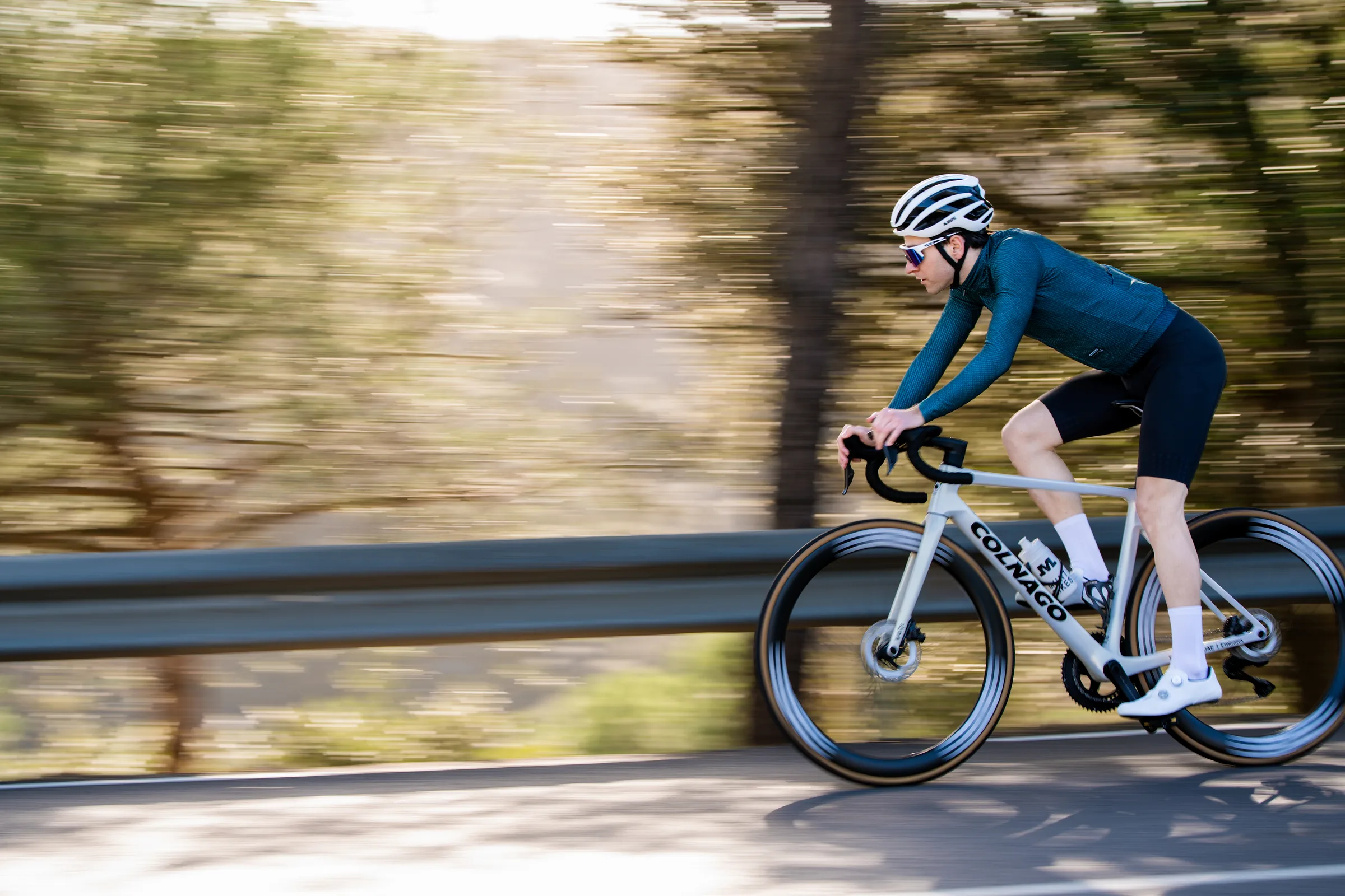 Cycling Panning shot, professional cycling photography Spain, fotografía ciclismo profesional Barcelona, sports photo