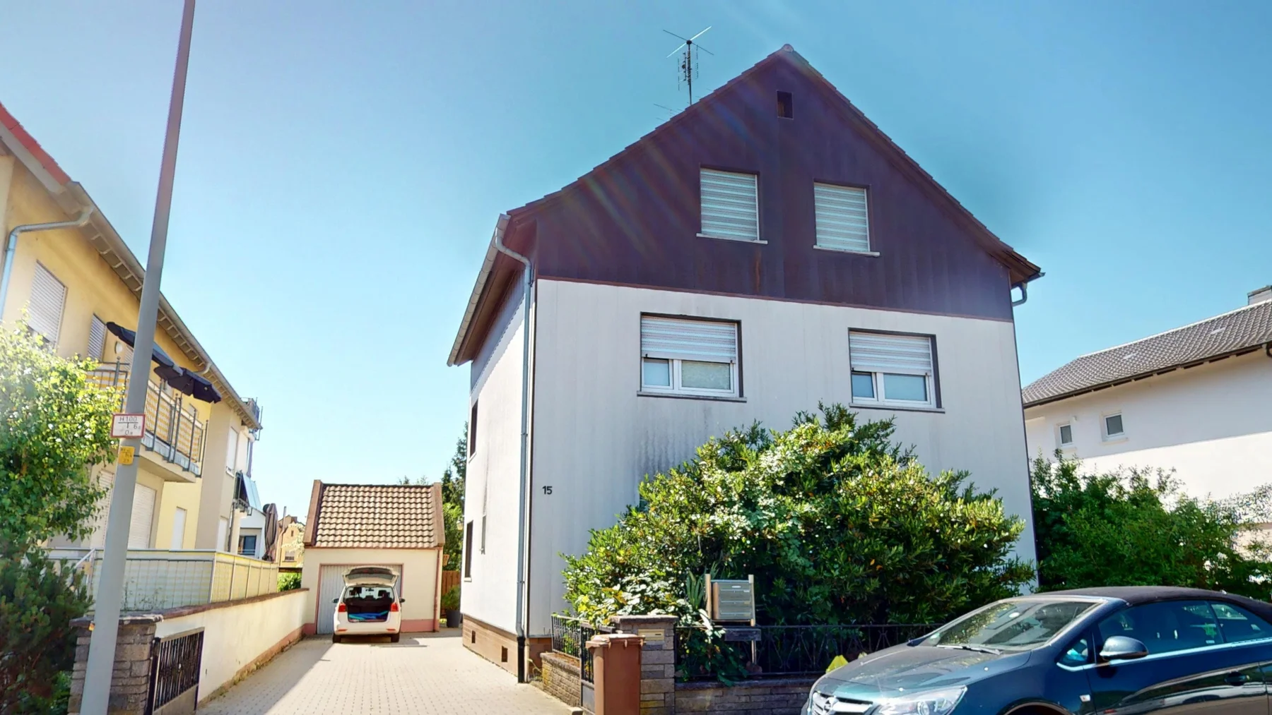Zweifamilienhaus in ruhiger Lage
