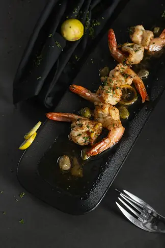 specials lobster linquine