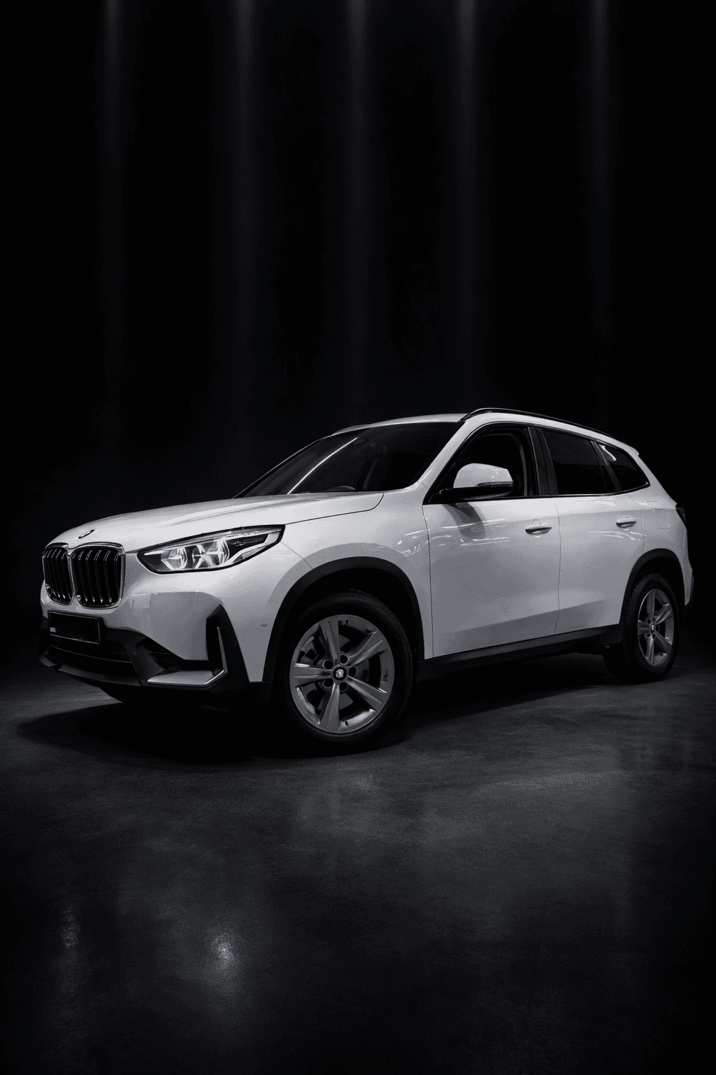 Dynamic picture of a cyclist riding downhill