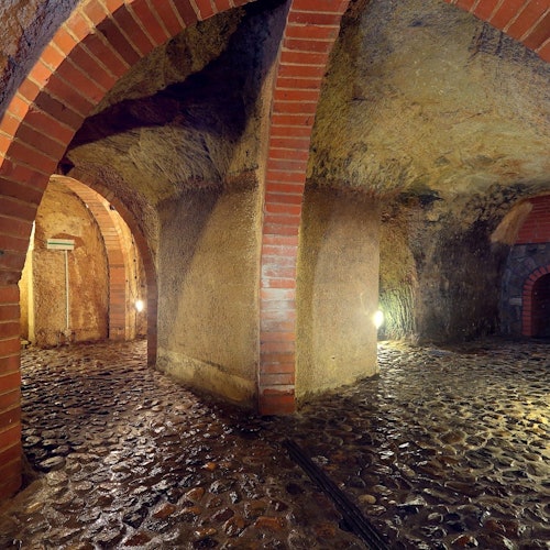 Zwiedzanie Historycznych Podziemi Pilzna