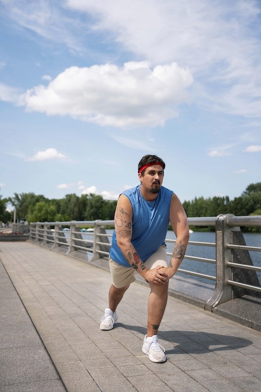 Losing weight through walking 