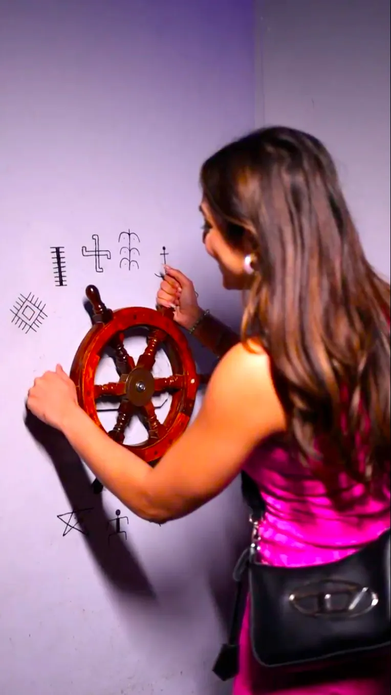 Escape room fans planning the perfect heist in Gold Heist – an adrenaline-pumping mystery room challenge