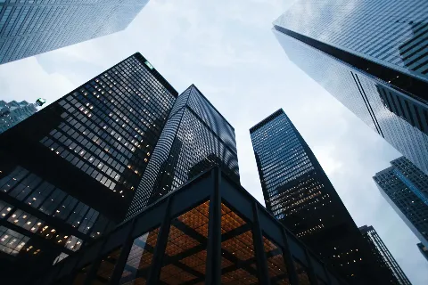 Fondos de inversión Allianz Global Investors (AGI). Acceso directo desde nuestra agencia en Murcia a la gestión activa en megatendencias, renta variable y renta fija global.