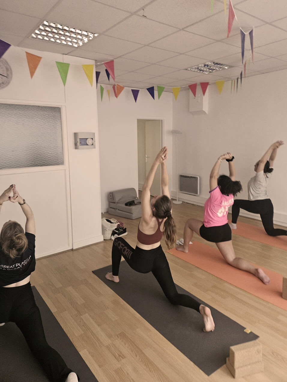Cours de yoga en studio