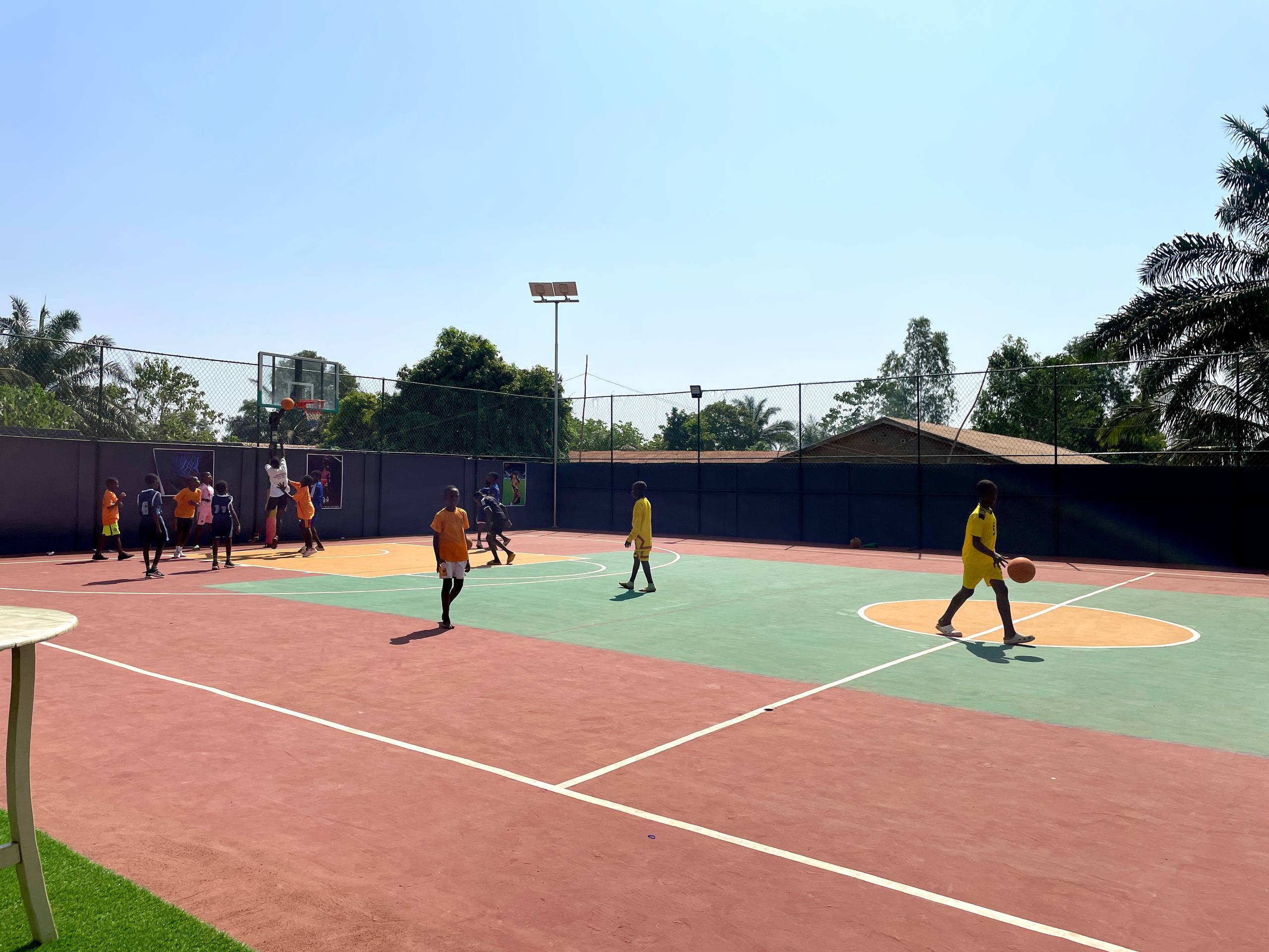 Coach explaining stuff to an athlete