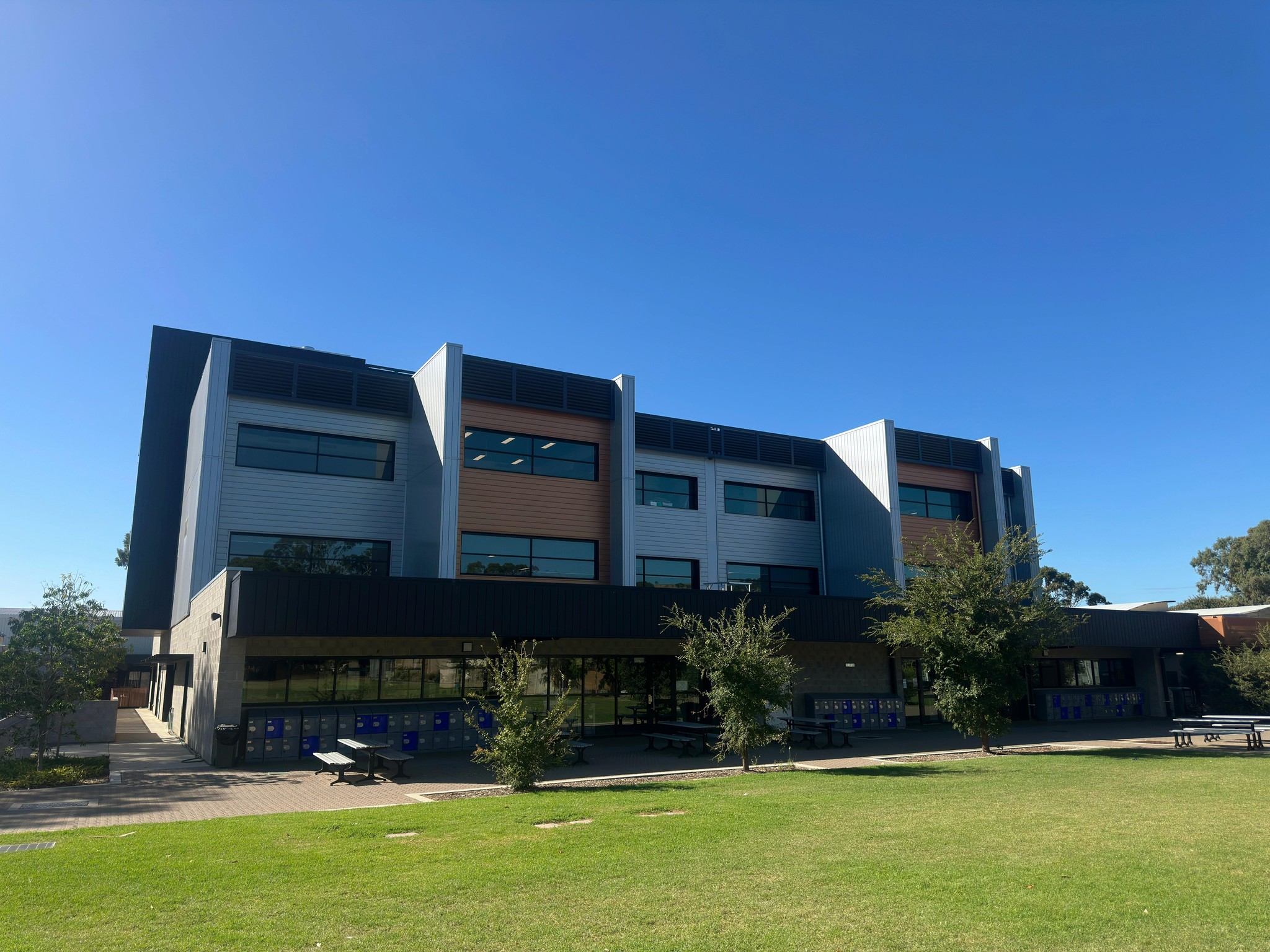 Exterior of Unley High School showing school facilities