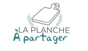 Logo La Planche À Partager avec planche à découper et feuilles de laurier.