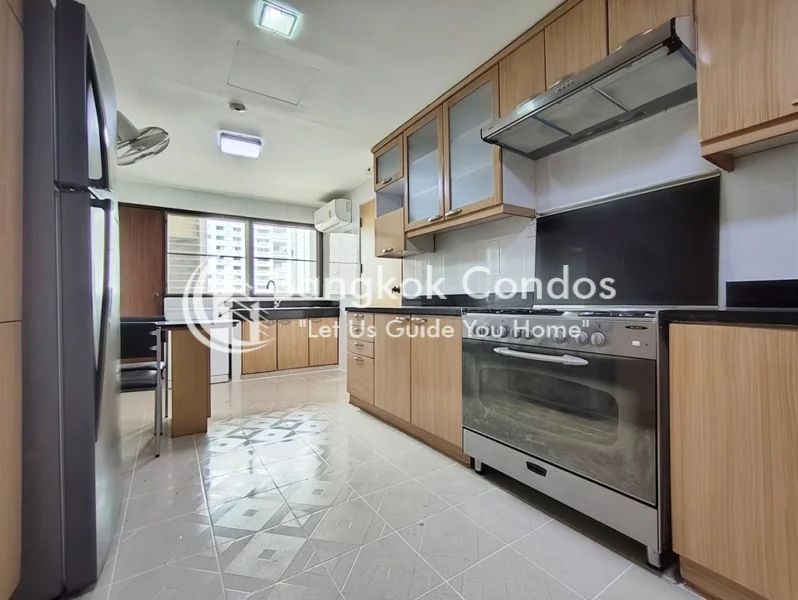 Asa Garden 4 Bedroom Pet-Friendly Condo Phrom Phong 3