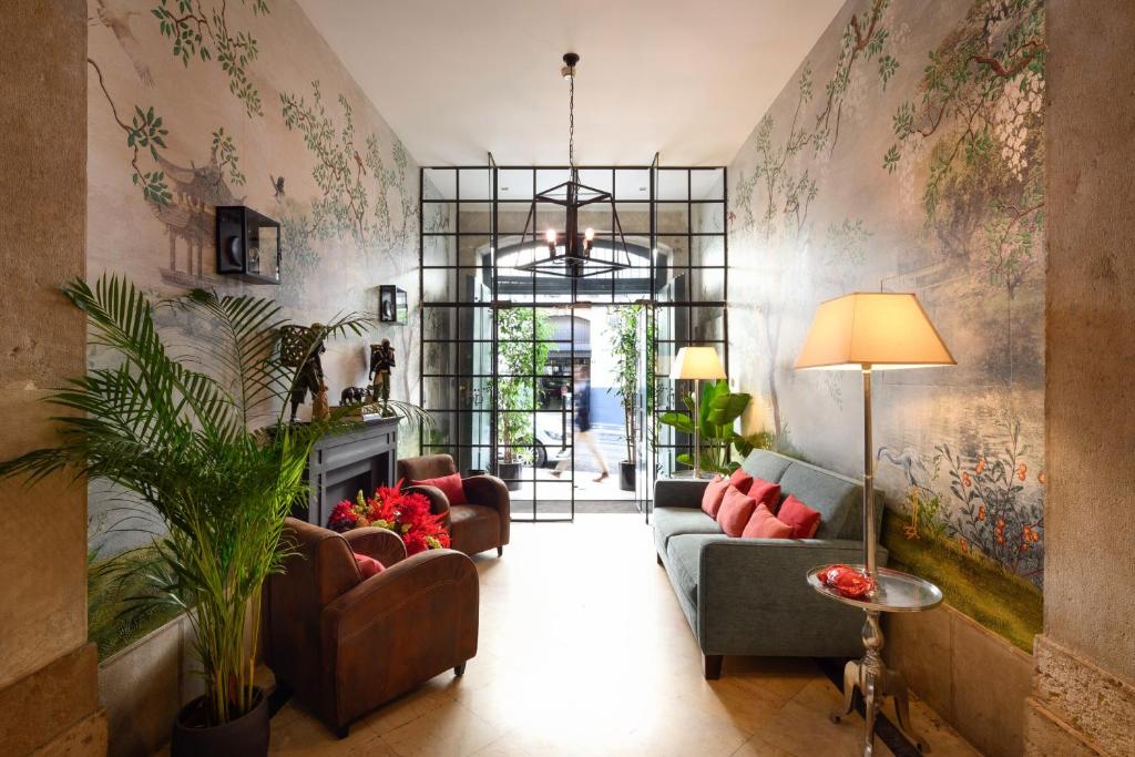Living room at Alecrim ao Chiado in Lisbon