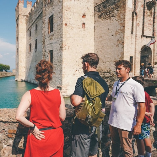 Walking Tour in Sirmione