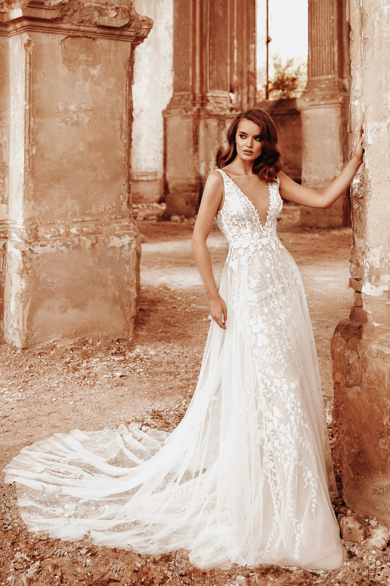 Brautkleid Sale mit figurbetonter Passform aus der Outlet-Kollektion