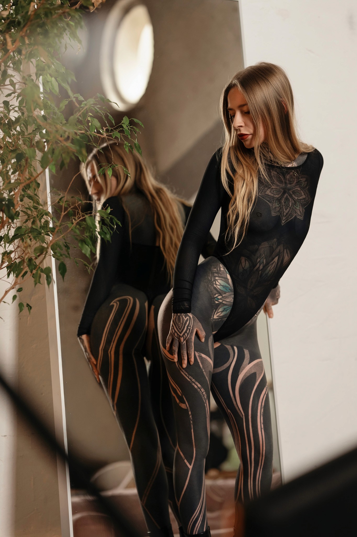 tätowierte begleitdame aus berlin