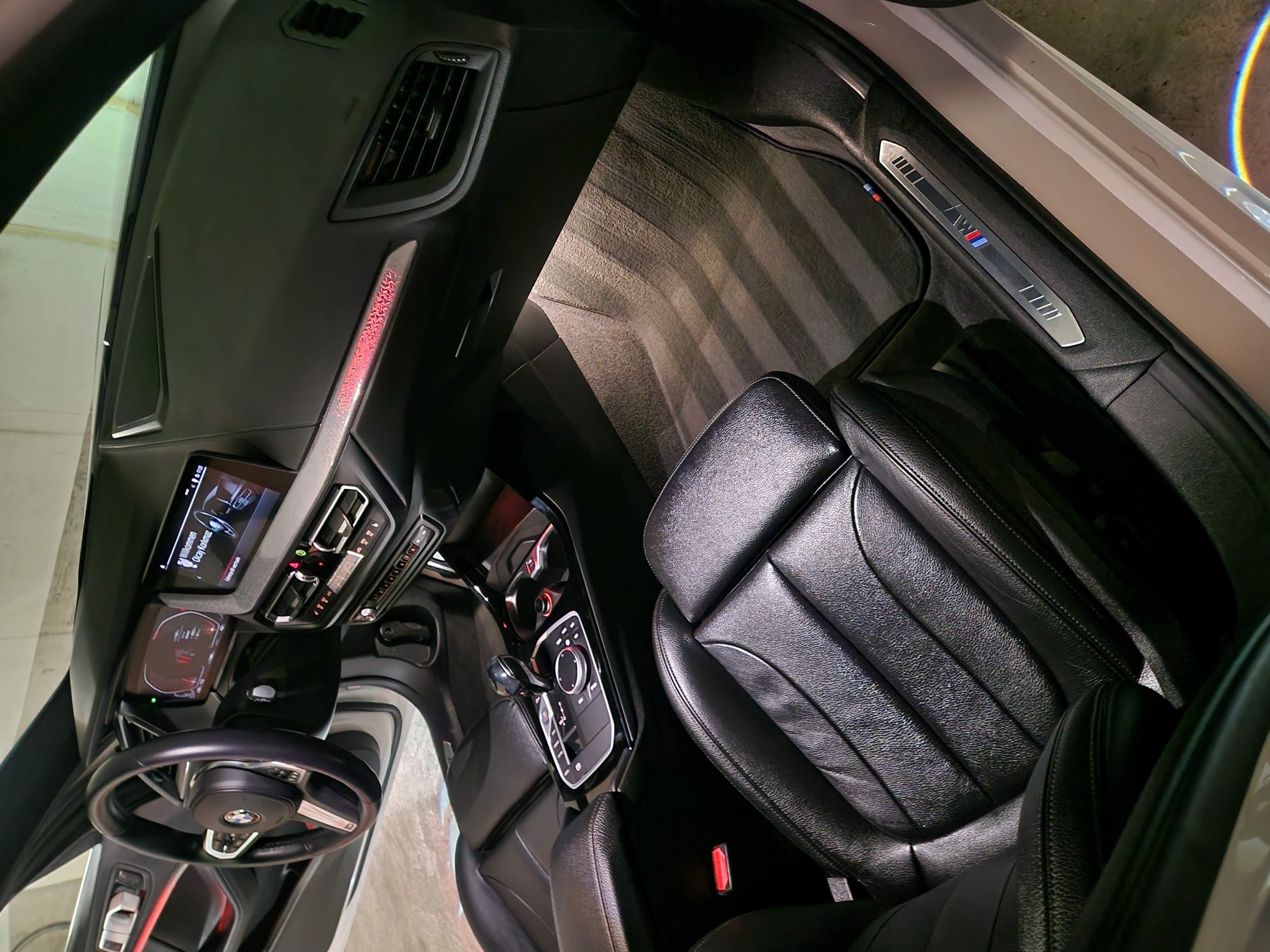 Premium gereinigter Auto Innenraum – höchster Komfort durch professionelle Innenreinigung