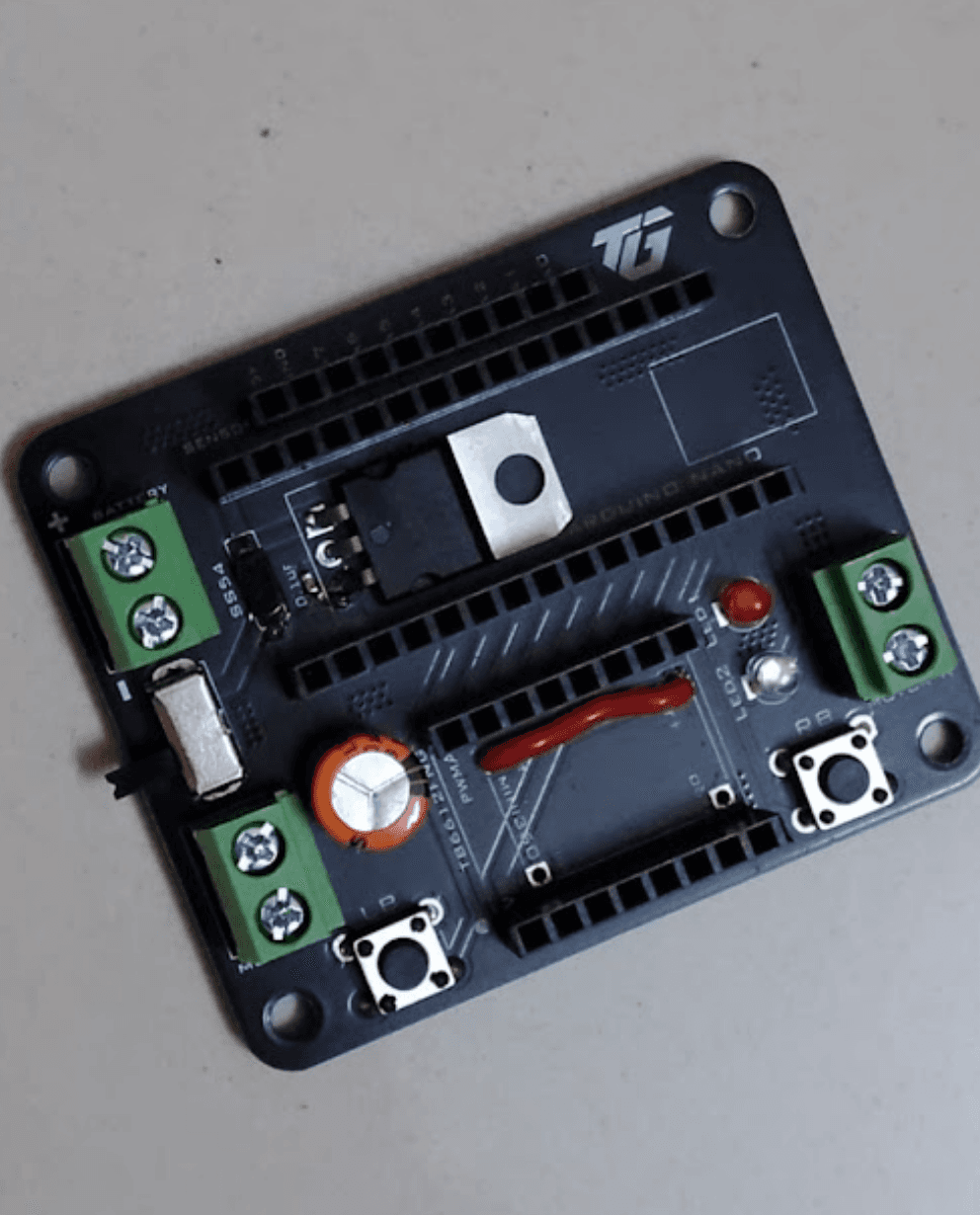 Blueprint 01 close-up – TB6612FNG motor driver section and PWM output pins