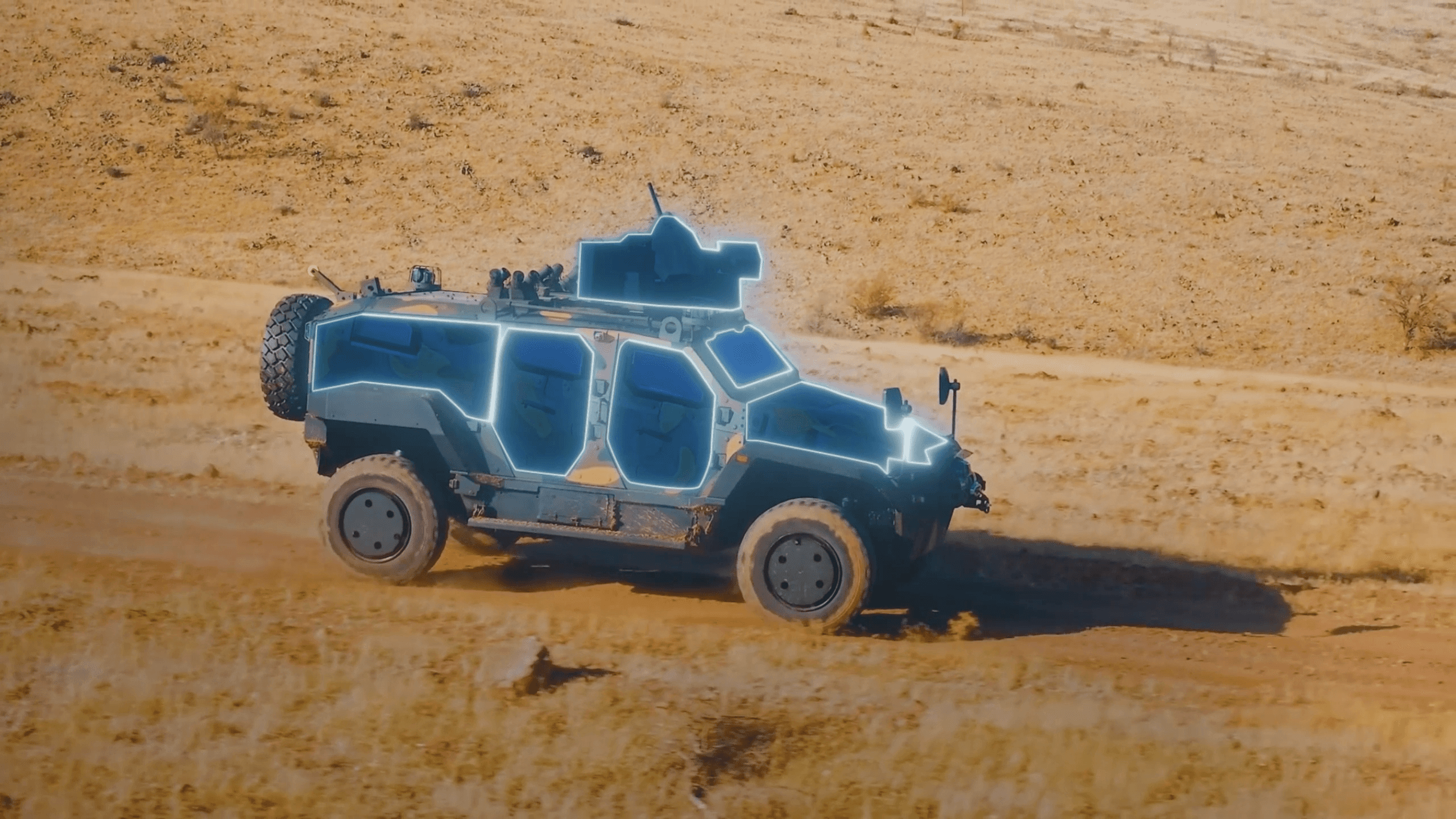 Land Vehicle with highlighted Armor Platform