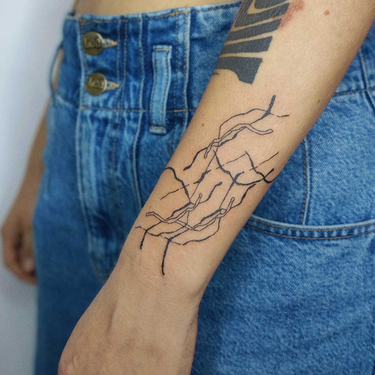 abstract lines tattoo