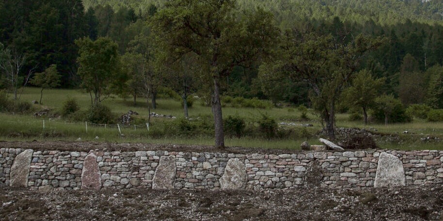 Trockenmauerkunstwerk Trockensteinmauer von Thomas Murkowsky