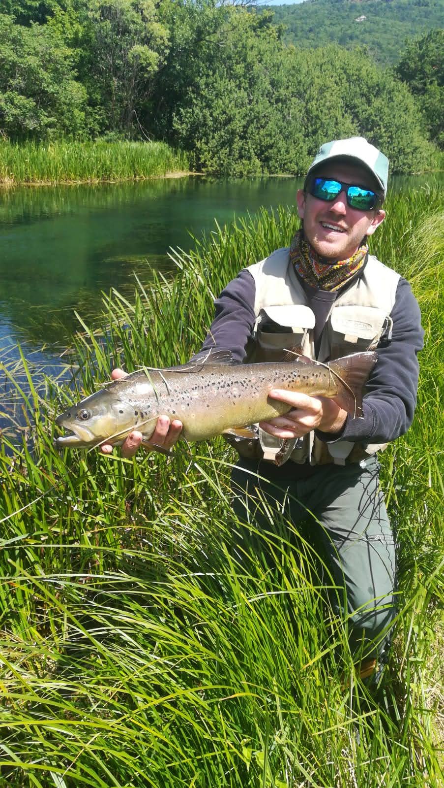 Book your fly fishing trip on the Santa Susanna chalk stream in Lazio, close to Rome. Catch trout in stunning waters and enjoy local gourmet food and wine. Learn advanced fishing techniques from expert guides. An ideal Italian fishing and culinary adventure.