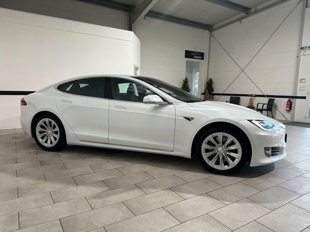 TESLA Model S 2018 WHITE Gebrauchtwagen - Galeriebild 4