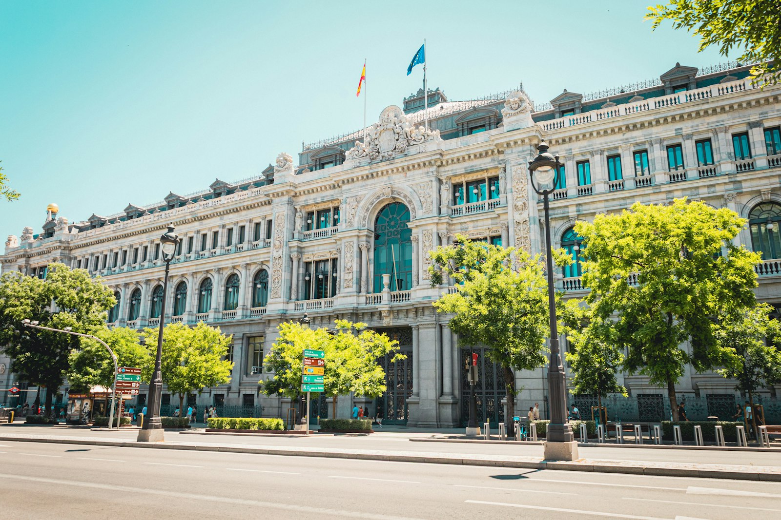 Best Spanish banks for non-resident mortgage comparison