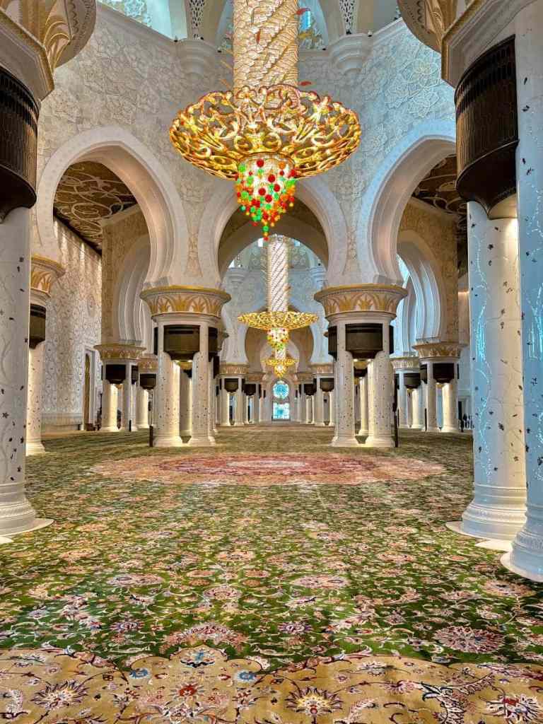 sheikh zayed grand mosque carpet