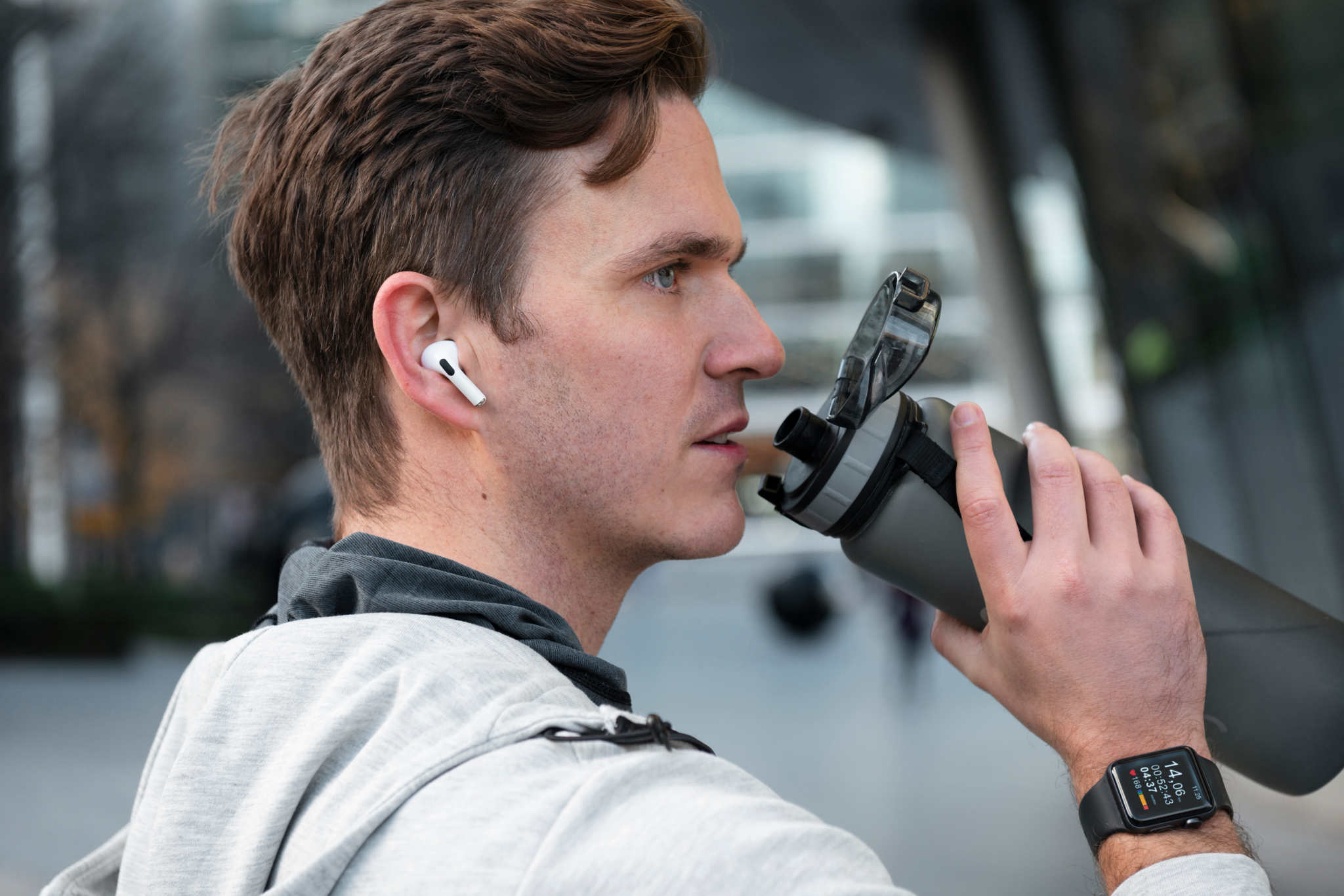prevent losing airpods