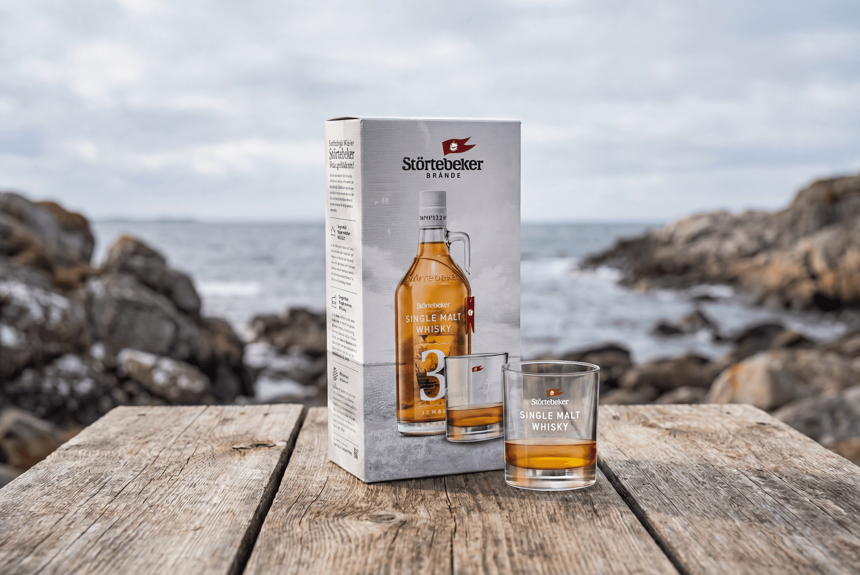 Störtebeker Single Malt Whisky gift set with two glasses