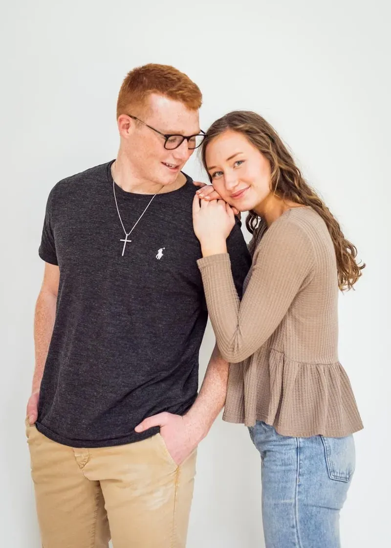 Couple session photo by Kelsey Lynn Photography