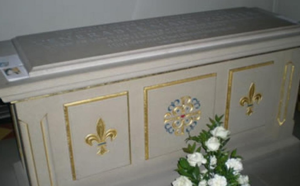 Mary Potter’s Tomb Nottingham Cathedral
