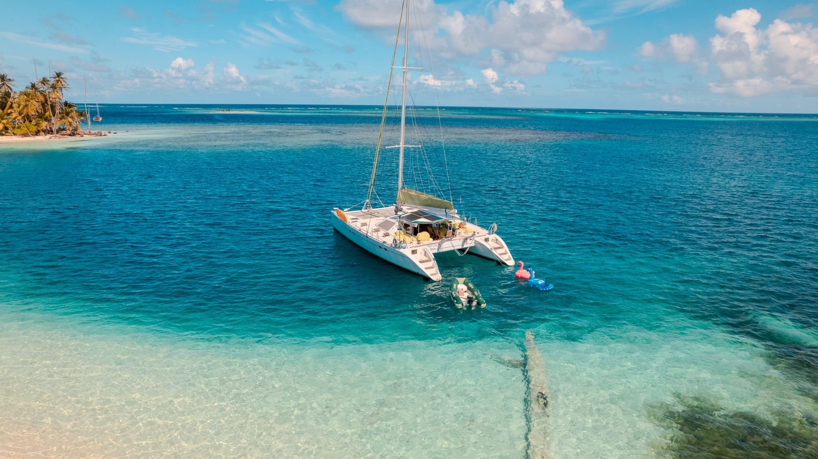 Catamaran charter in San Blas is one of the best ways to explore the archipelago