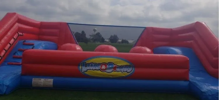 Inflatable obstacle course balancing game