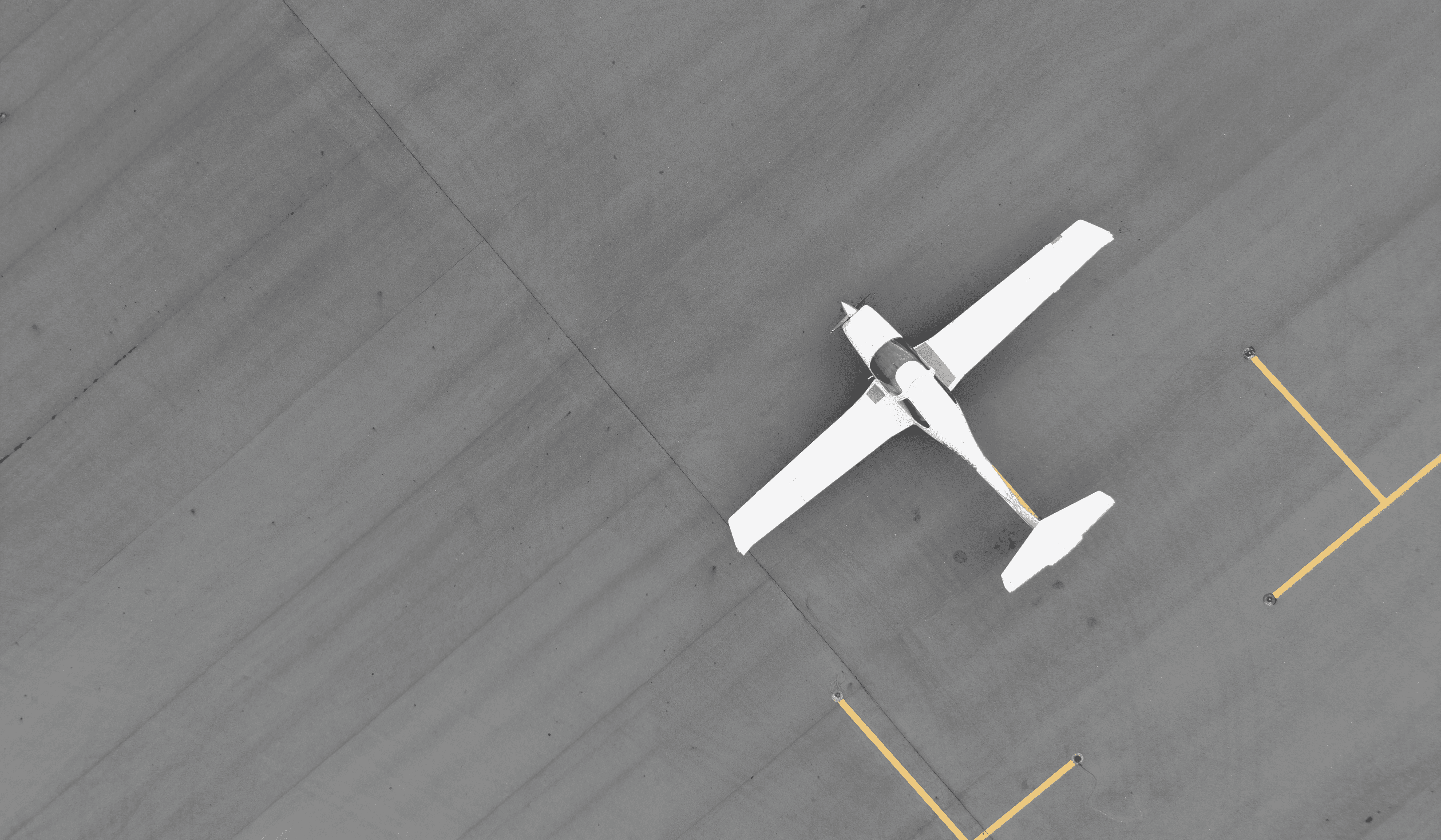 Diamond DA-40 aircraft with G1000 glass cockpit at Coeur d'Alene Airport Idaho