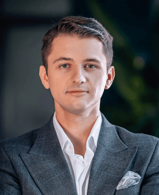 Portrait photo of lek. Kamil Kornicki