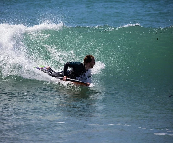 Bodyboard pour glisser sur des vagues