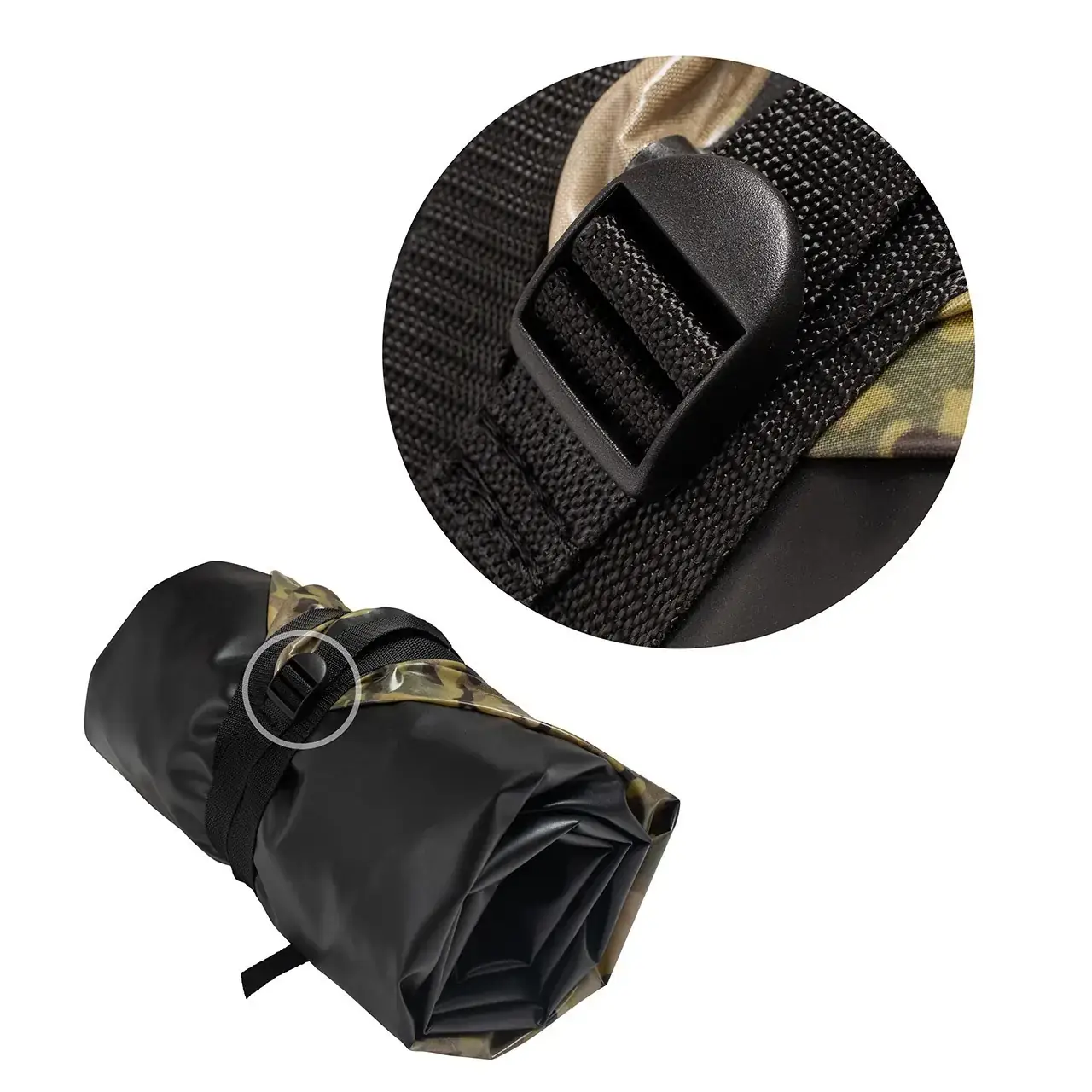 Zbliżenie na klamrę paska kompresyjnego spinającego zwinięty packraft.