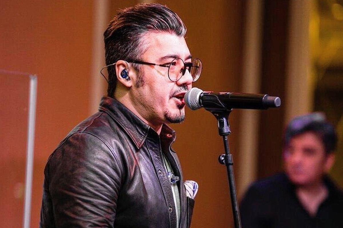 image of singer