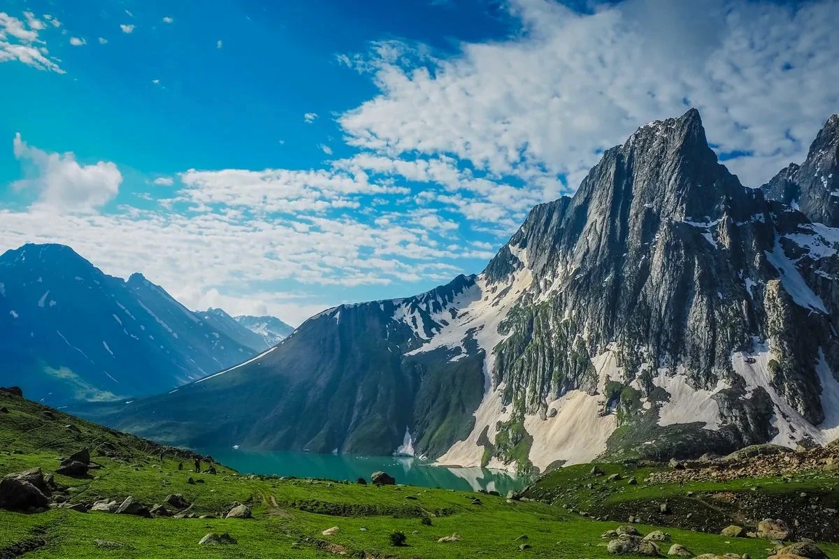Kashmir Nature & Heritage Tour
