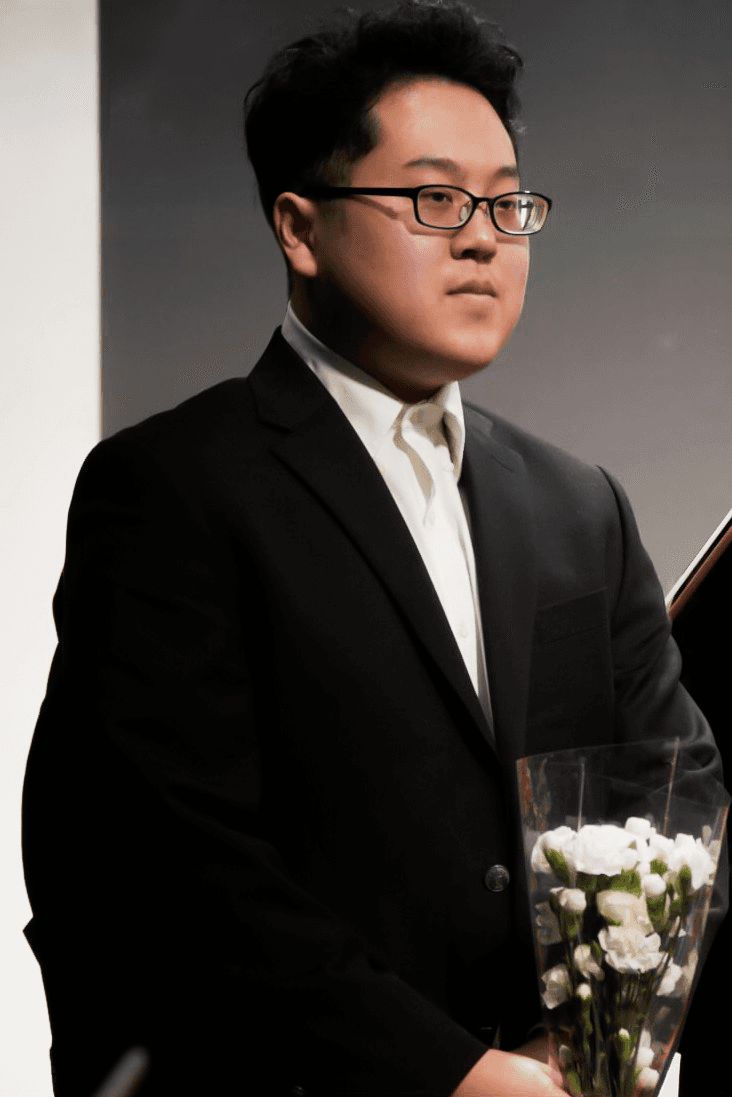 Portrait image of meyer nam.