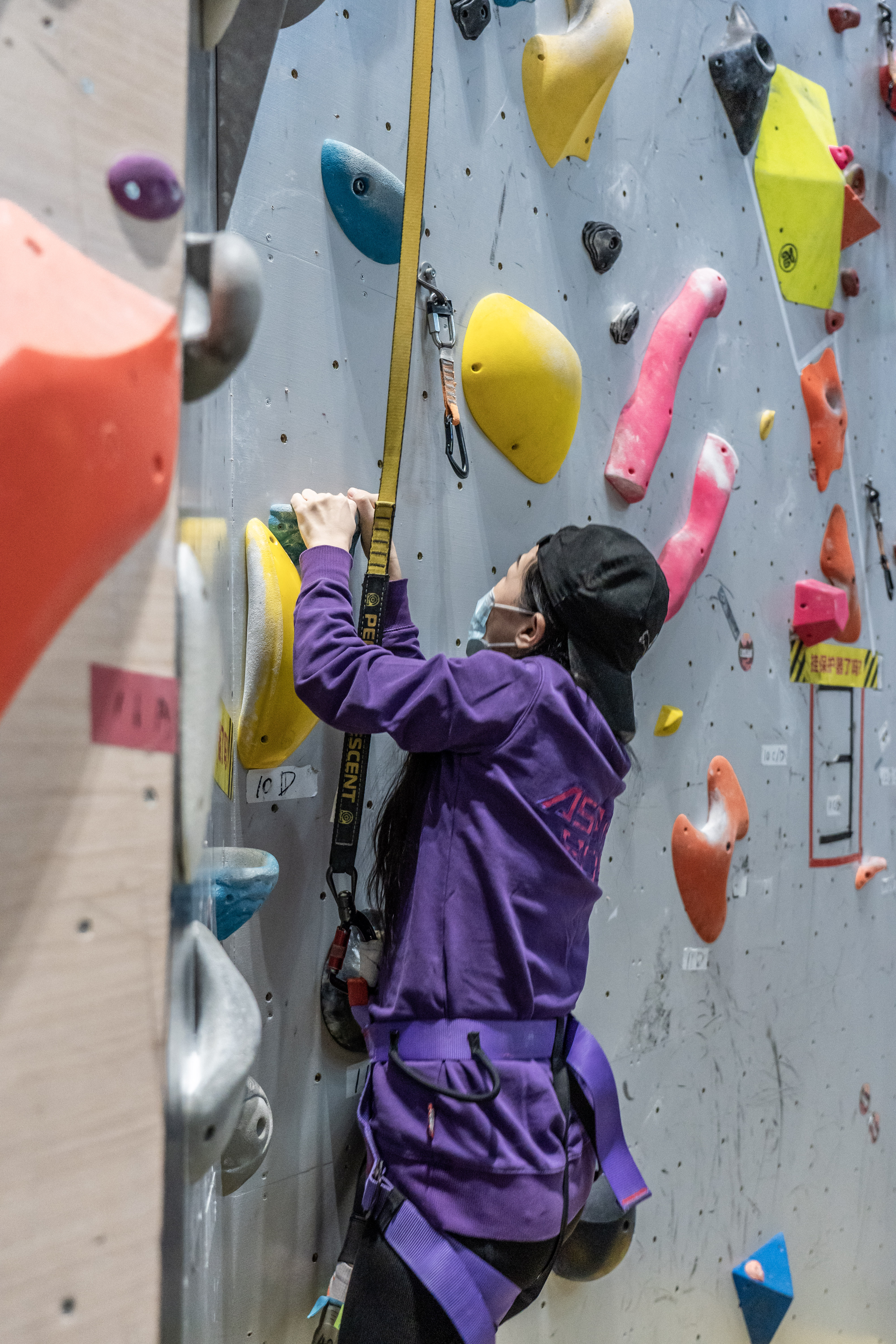 攀岩课程实操场景