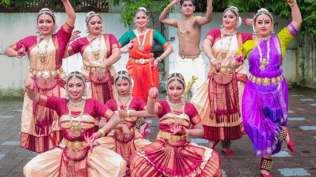 A dancer performing mohiniyattam