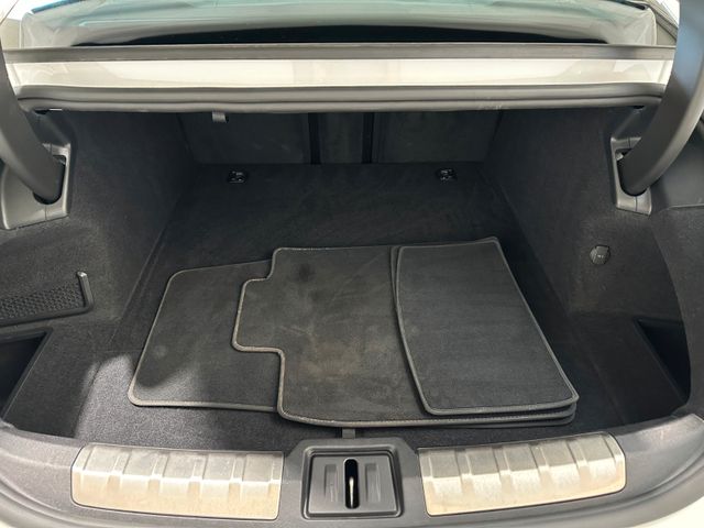 AUDI e-tron GT 2022 WHITE Gebrauchtwagen - Galeriebild 24