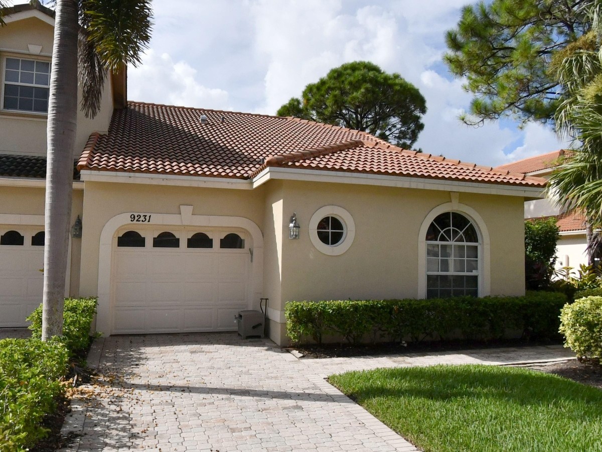 2023 Roof Replacement in Castle Pines, PGA Village, Port St Lucie with Westlake Estate S Tile in Monterey Blend